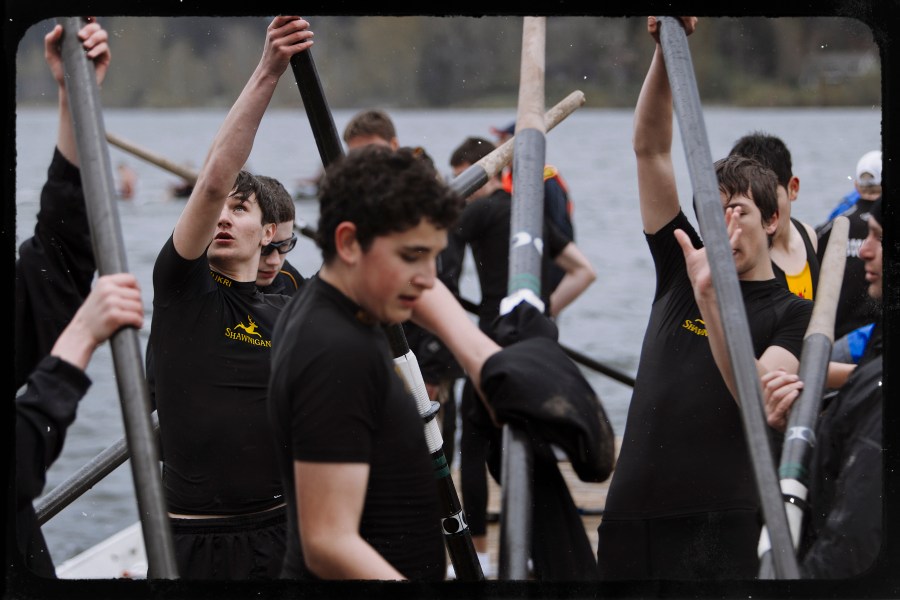 1 - Maple Bay Regatta rowing photo Claremont Shawnigan Brentwood Rowing Sculling Kevin Light Photography 010