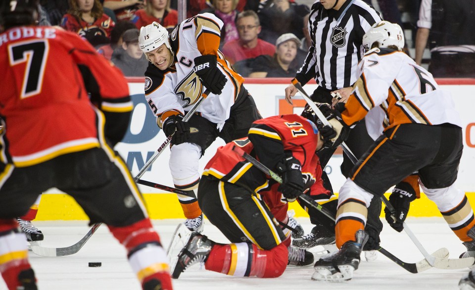 KARRI RAMO Calgary Flames vs Anaheim Ducks December 29, 2015 KevinLightPhoto 0020