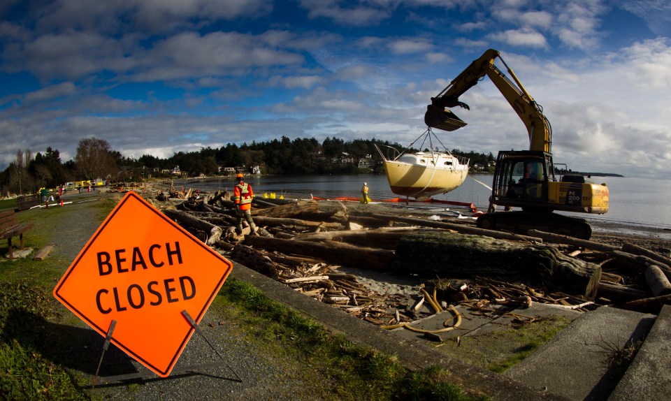 9 Cadboro Bay Saanich Boat Demo Feb 16, 2015 ©KevinLightPhoto_V0C5042