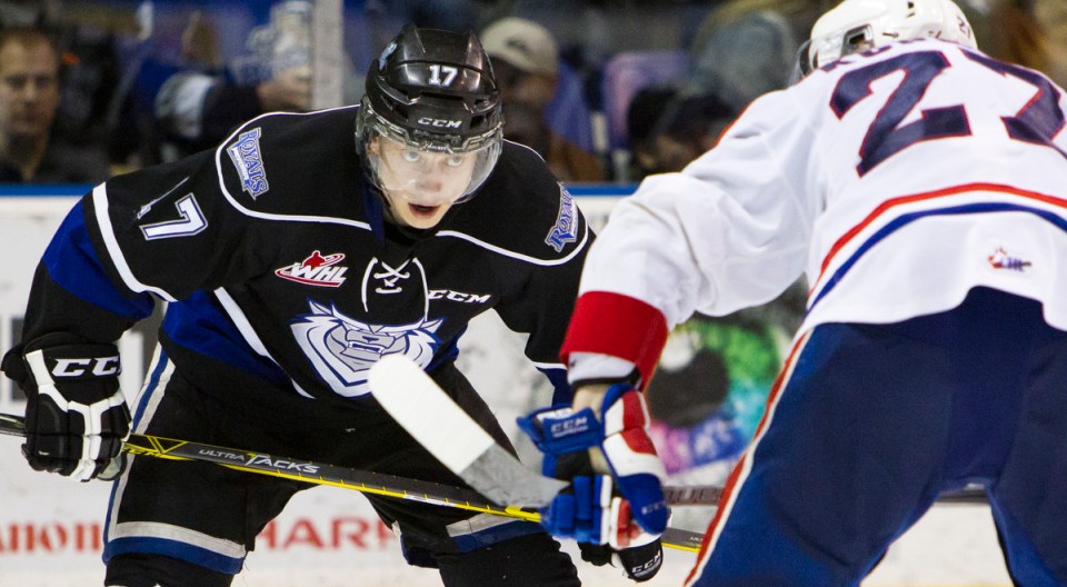 Royals beat Cheifs 5-3