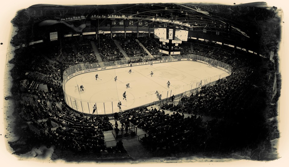 Seattle Thunderbirds beat the Victoria Royals 3-1