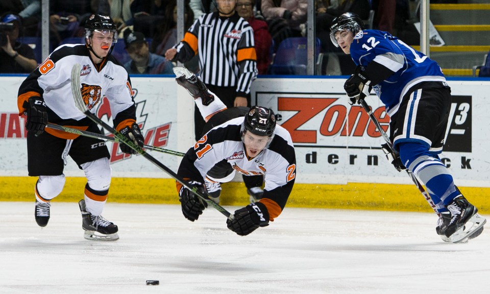 Victoria beat the Tigers 3-1.