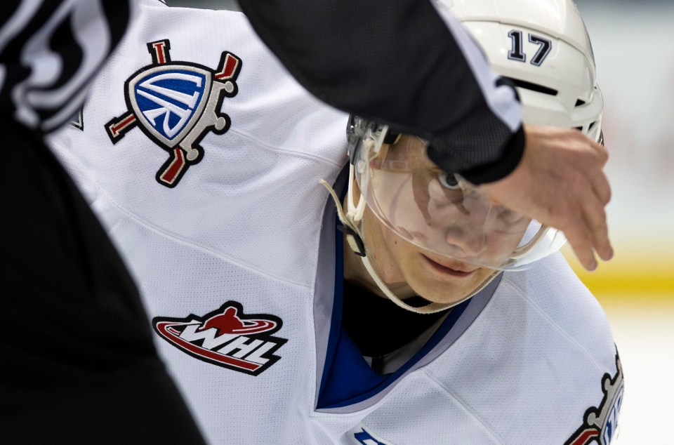 0116 0037 Victoria Royals Kelowna Rockets Jan 16, 2016 ©KevinLightPhoto _31Q1515