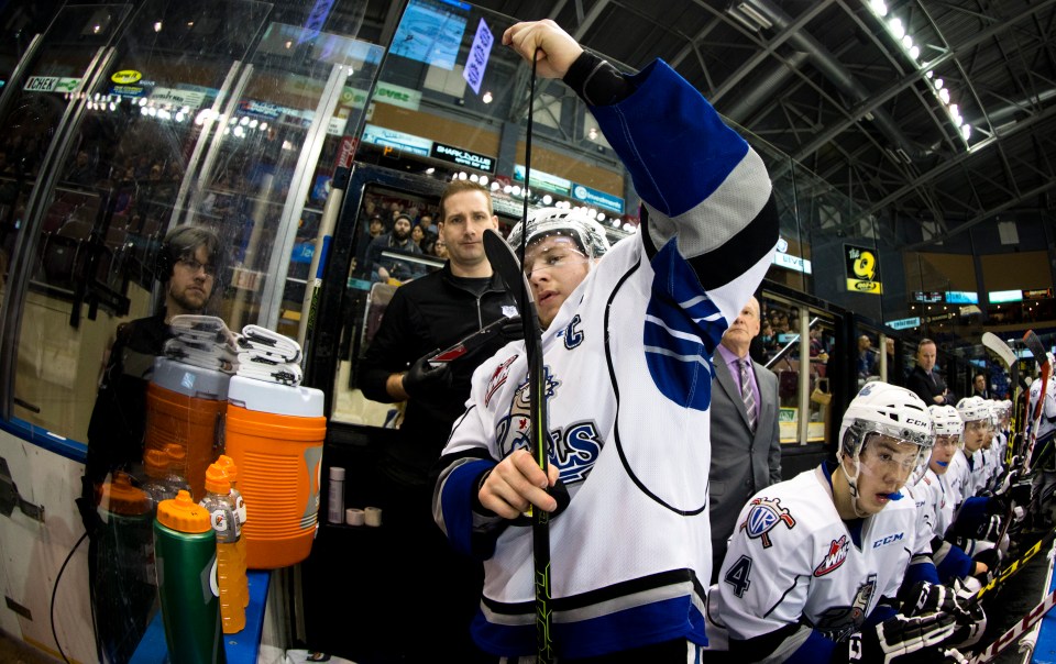 Victoria Royals beat the Vancouver Giants 5-1