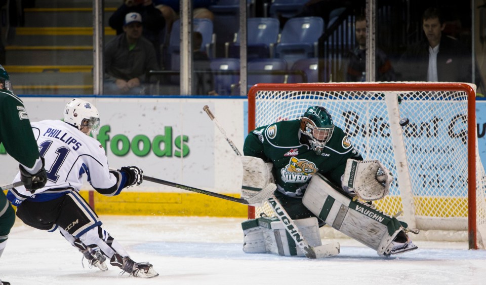 Victoria Royals beat the Everett Silvertips 6-2.