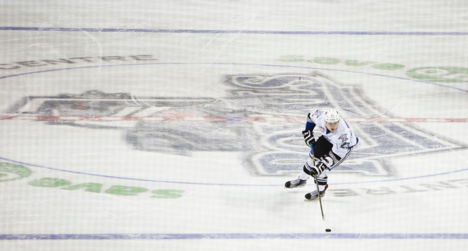 Victoria Royals beat the Edmonton Oil Kings 8-2