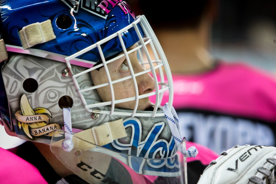 Victoria Royals beat the Kamloops Blazers 6-3.