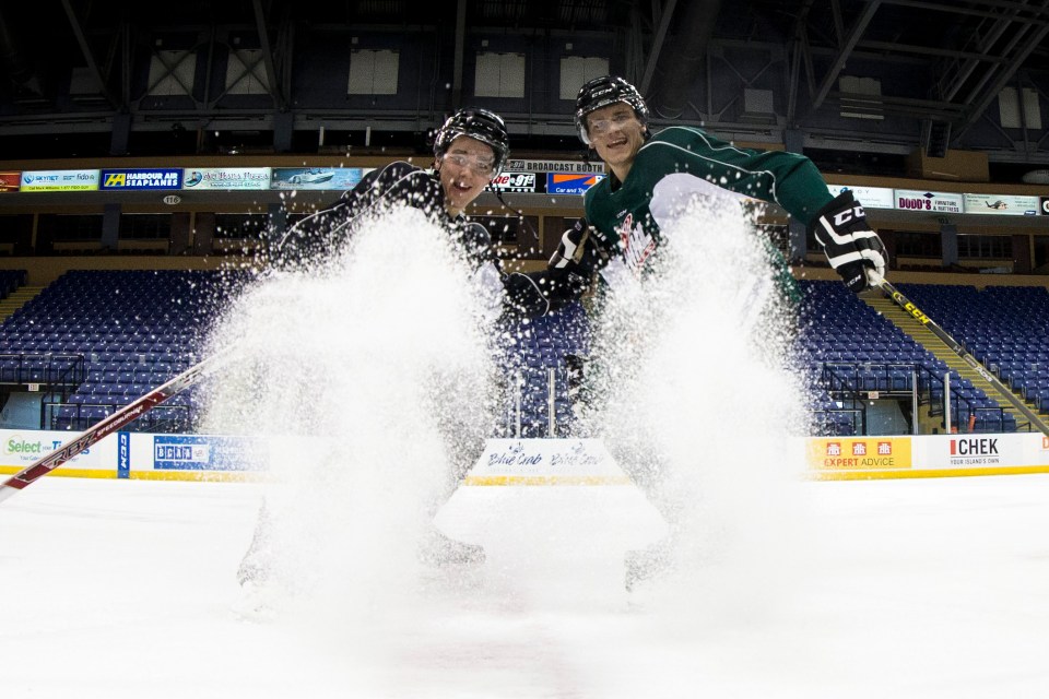 0154 0075 Victoria Royals Practice March 10, 2016 ©KevinLightPhoto_31Q5512