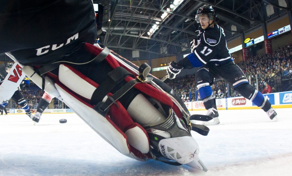 Victoria Royals beat the Prince George Cougars 6-2.