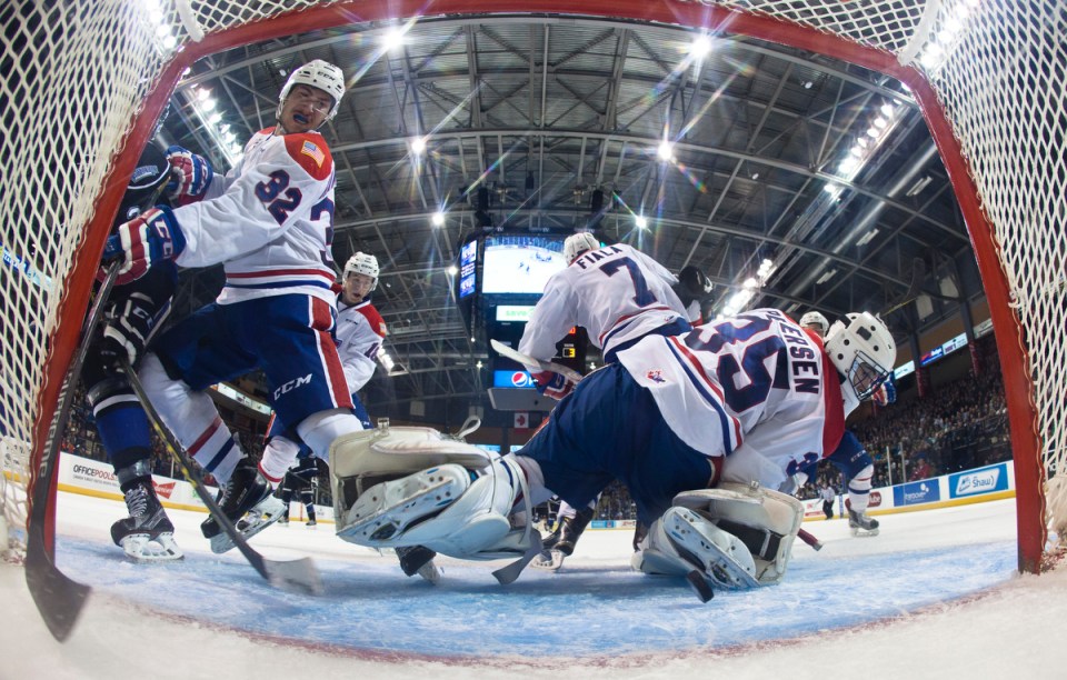 Cheifs beat Royals 4-1 in game 5.