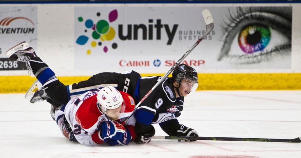 Cheifs beat Royals 4-1 in game 5.