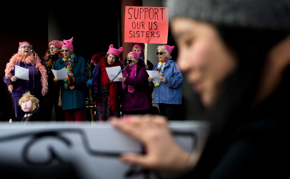 womens-march-victoria-bc-canada-donald-trump-protest-rally-kevin-light-photo-02