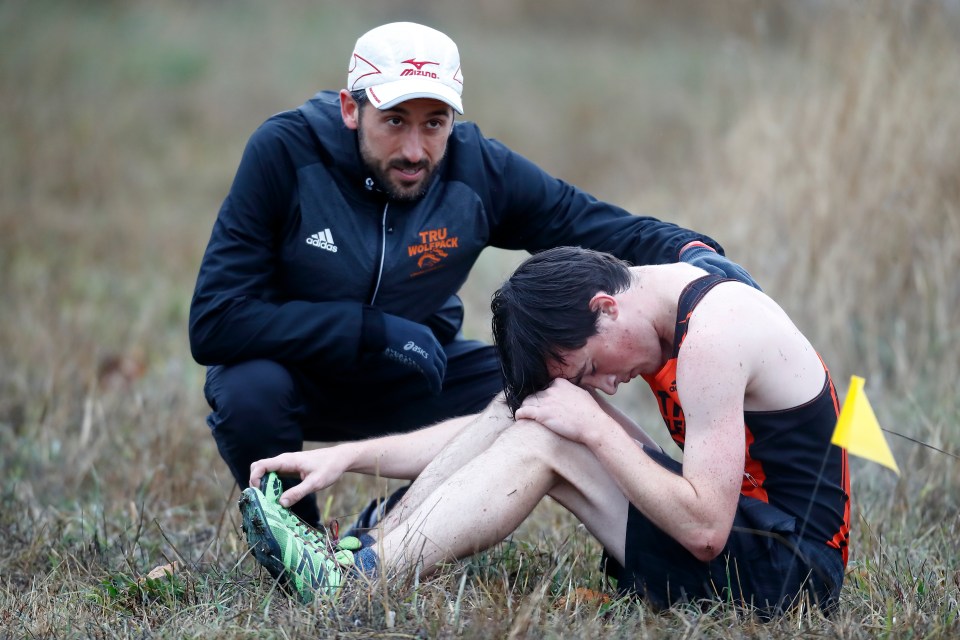 16 Nickolas Colyn Carmin Mazzotta U SPORTS Cross-Country running Championships ©Kevin Light Photo 16