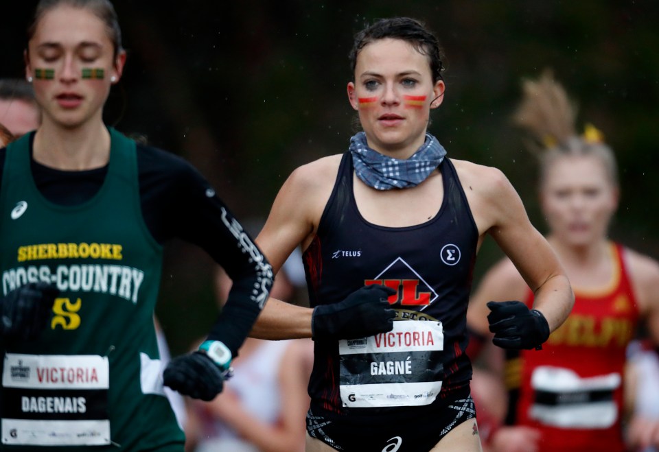 2 Catherine Gagne Universite Laval U SPORTS Cross-Country running Championships ©Kevin Light Photo 02