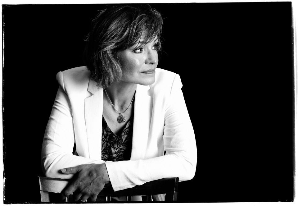 3 Kathlene_Heddle_Gold_Rowing_Olympics_Canada_1992_©KevinLightPhoto